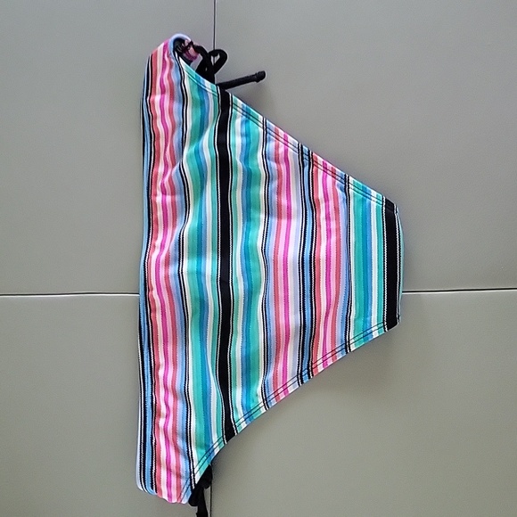 RAISINS Low Rise Bikini Bottoms Size Small - Picture 2 of 5